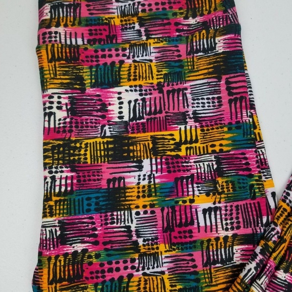 Lularoe TC Legging Women Plus Tall Curvy Pink NWOT - Picture 3 of 6